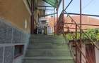 Casa luminoasa,situata in zona linistita si cu gradina