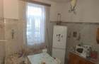 Vand apartament 2 camere la curte comuna. - 8