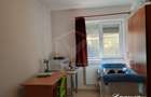 De vanzare apartament cu 2 camere Edgar Quinet - 1