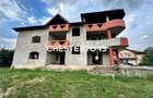 Vila Exclusivista , 9 camere + 1200mp teren , toate utilitatile, in apropiere de - 4