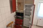 Etajul 2,doua camere decomandate - 6