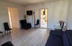 Inchiriez apartament 3 camere/spatiu comercial cu mansarda si parcare, Valea Adanca, str. Bazei nr. 14