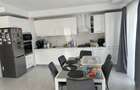 Inchiriez apartament 3 camere Cosmopolis - 3