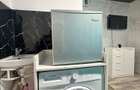 Vand garsoniera cu baie proprie, zona linistita, et 3 din 4, mobilat si utilat