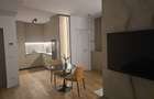 Proprietar Studio Greenlake Sisesti Bloc nou 2026 Prima inchiriere