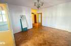 Apartament 3 camere decomandat, Central, Etaj 2, Bloc 1986, Balcon 10 - 6