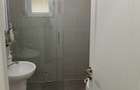 vand apartament 4 camere zona centru Resita - 1