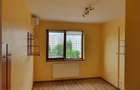 Apartament cu 5 camere decomandat în Titan - 10