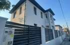 Casă cu 5 camere cu Teren 220 Mp în Berceni - 19