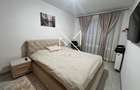 Apartament cu 3 camere decomandat în Tractorul - 7