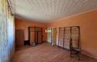 Casă cu 4 camere cu Teren 3215 Mp în Băița - 4