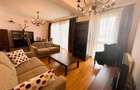 Apartament cu 3 camere decomandat în P-ța Victoriei - 2