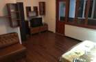 Apartament cu 4 camere decomandat în Central - 1