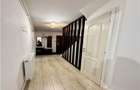 Apartament cu 4 camere decomandat în Valea Aurie - 2