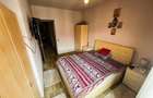 Apartament cu 3 camere decomandat în Tractorul - 2