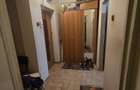 Vand apartament cu 3 camere zona Biserica Catolica