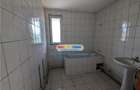 Casă cu 5 camere cu Canalizare în 1 Decembrie - 8
