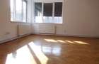 Chirie apartament in casa - 1
