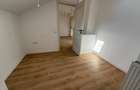 Casă individuală cu 8 camere cu Canalizare în P-ța Unirii - 25