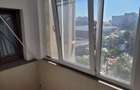 Apartament cu 5 camere decomandat în Armeneasca - 16