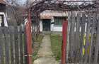 Casa cu teren de vanzare - 1