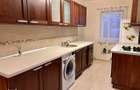 Casa mobilata & utilata , proaspat renovata in zona Metro - 14