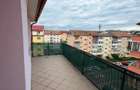 Persona fizica inchiriez apartament 2 cam. Strand, etaj 4 5 cu lift, terasa generoasa, contract ANAF - 1