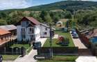 Casă cu 6 camere în Stroești - 1
