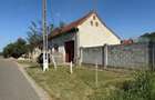 De vanzare Casa + Teren 3151m2 - 2