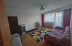 Apartament 3 camere, decomandat - 4