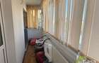 Apartament cu 4 camere decomandat în - 7