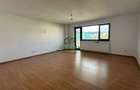 Apartament cu 3 camere decomandat în Central - 4