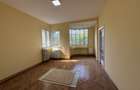 Casă individuală cu 3 camere cu Canalizare în Ultracentral - 4