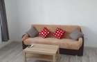 Vind Apartament 2 Camere decomandat intr-o zona foarte frumoasa - 2