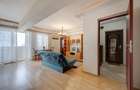 Apartament cu 3 camere decomandat în Polonă - 2