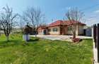 Casa tip parter zona Candesti - 9