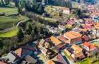 Casă individuală cu 3 camere cu Canalizare în Holbav - 1