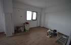 Apartament cu 3 camere decomandat în Crângași - 2