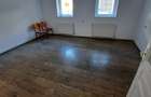 Apartament cu 3 camere decomandat în Centrul Civic - 2