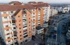 Apartament cu 3 camere semidecomandat în Central - 3