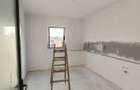 Casă cu 4 camere cu Teren 200 Mp în Central - 2