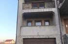 Casă cu 7 camere cu Garaj în Marginea - 2