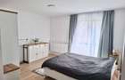 Apartament cu 3 camere decomandat în Tractorul - 6