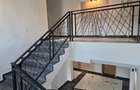 Apartament cu 3 camere decomandat în Tractorul - 6