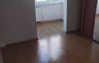 Apartament cu 4 camere decomandat în Calea București - 4