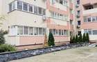 Apartament cu 3 camere decomandat în Apărătorii Patriei - 26