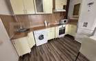 Apartament 2 camere, etaj 3, zona Dumbrava.