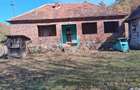 Casă cu 3 camere cu Teren 1500 Mp în Pârnești