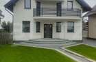 Casa Premium cu 6 camere, 238 mp utili, zona centrala, Radau - 13