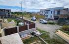 Apartament cu 3 camere în Tractorul - 27